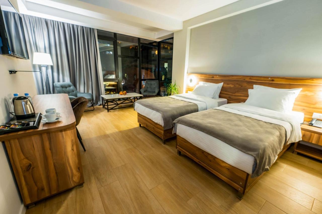 Address Boutique Hotel Tiflis Exterior foto