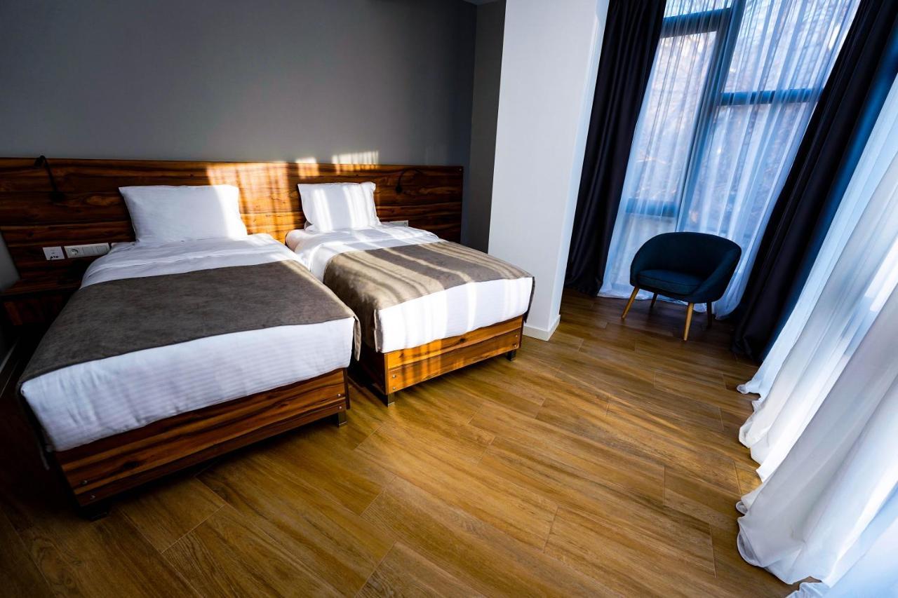 Address Boutique Hotel Tiflis Exterior foto