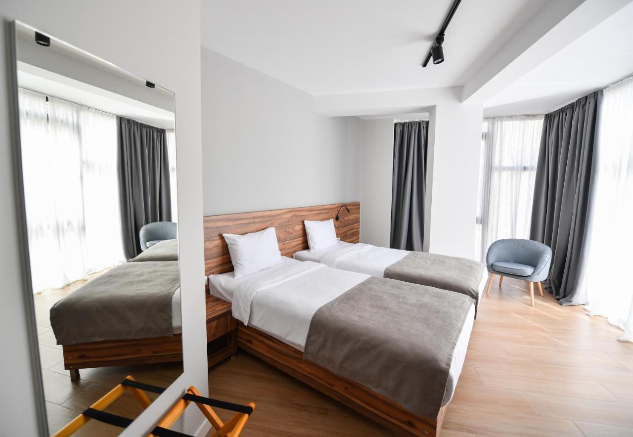 Address Boutique Hotel Tiflis Exterior foto