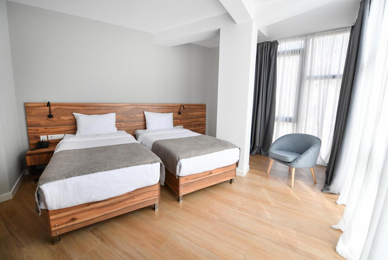 Address Boutique Hotel Tiflis Exterior foto