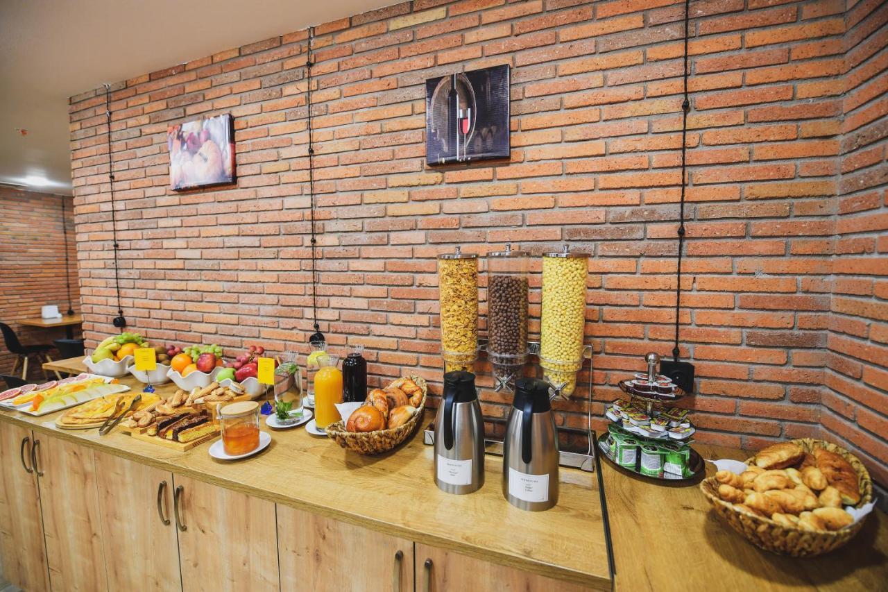Address Boutique Hotel Tiflis Exterior foto