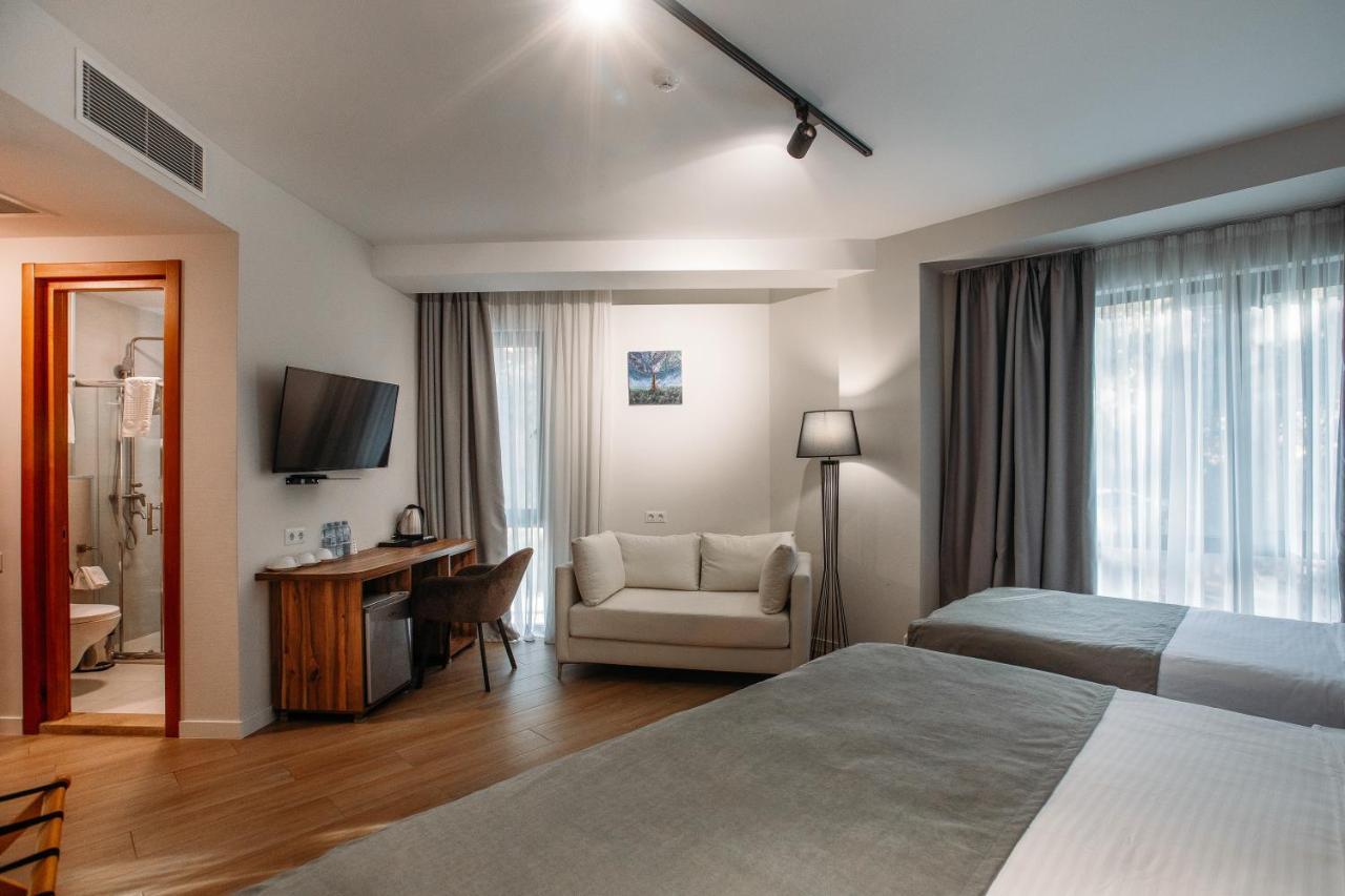 Address Boutique Hotel Tiflis Exterior foto